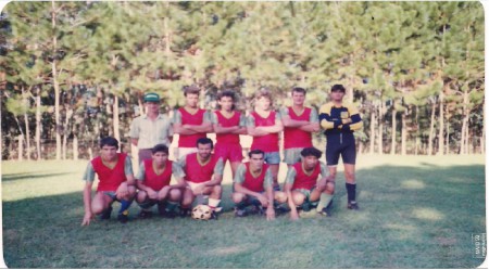Em Pé: Armando Walker , Silvinho , Laco , Vilmar , Marião , Marcão  / Agachados: Amarildo , Fininho (em memória) , Carioca , Tiãozinho e Paulo Zacarias - Maio de 1993